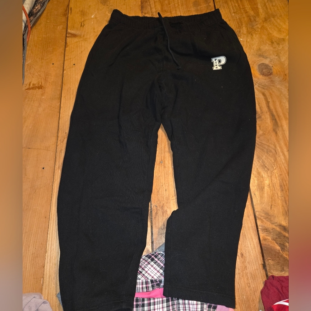 Victorias SECRET PINK
